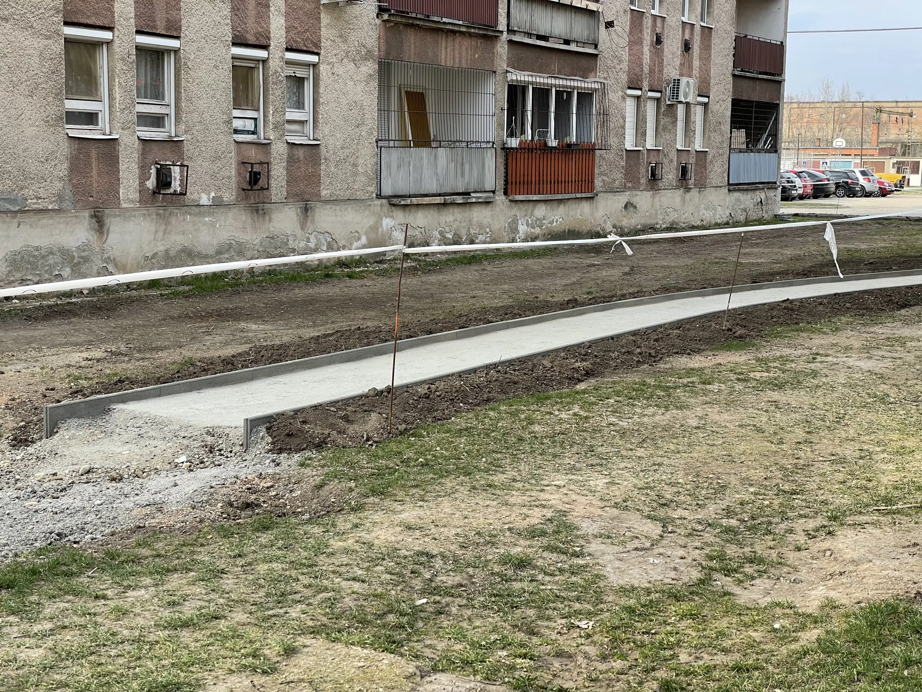 Közösségi infrastruktúra és okos települési fejlesztések Sajószentpéter városban